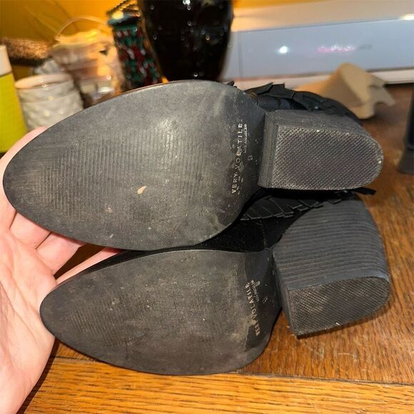 Very Volatile Khloe Fringe Ankle Boots Women's Size 9 Black Block Heel - Picture 6 of 10